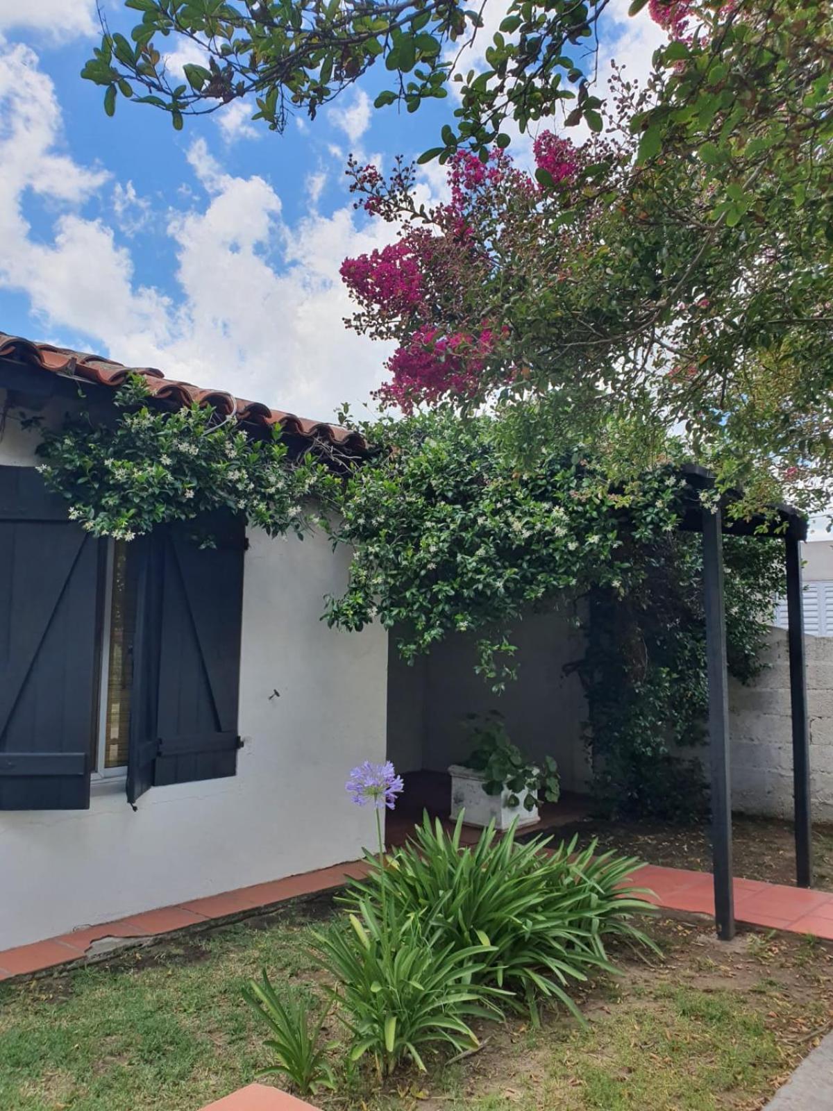 Casa Colibri Holiday home *